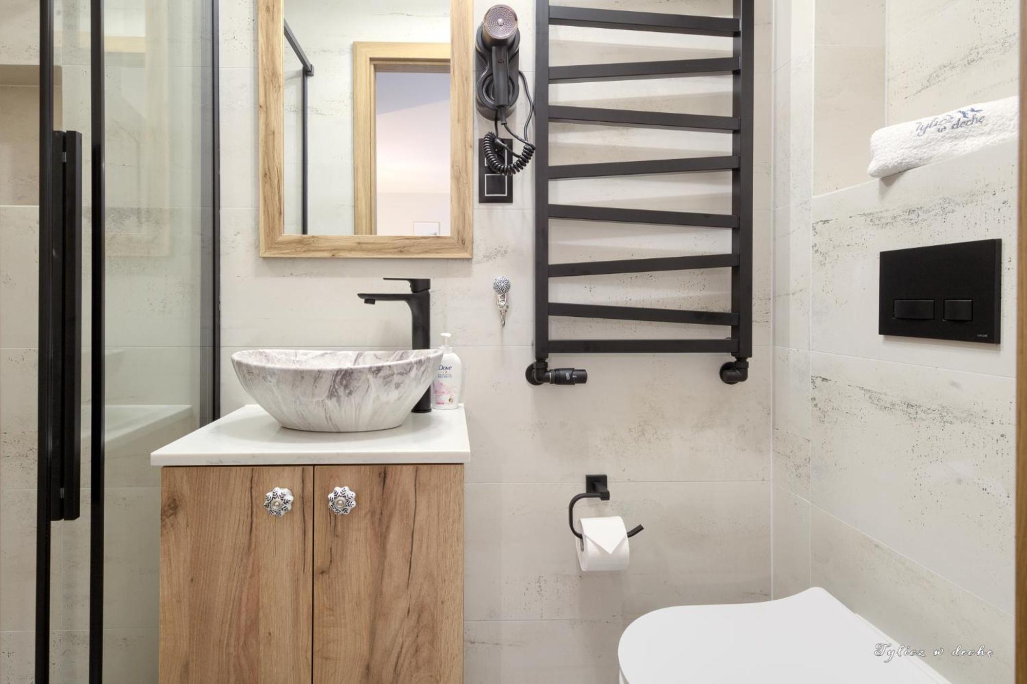 Tylicz W Deche Pokoje I Apartamenty ภายนอก รูปภาพ