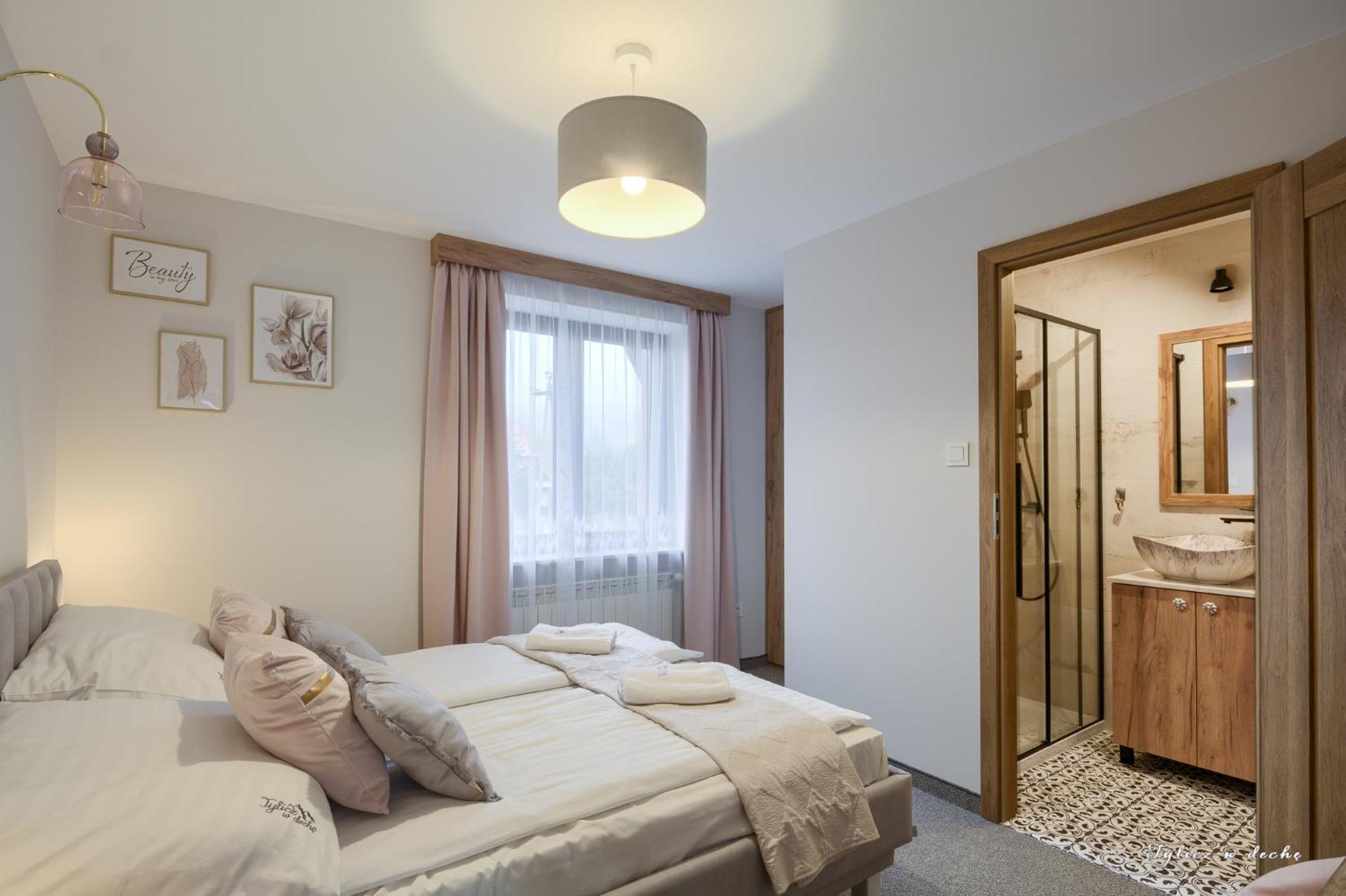 Tylicz W Deche Pokoje I Apartamenty ภายนอก รูปภาพ